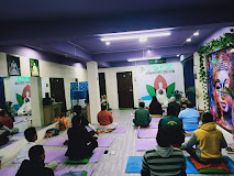 Yogis Atmachaitanya Yog  Center