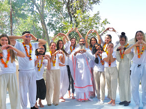 D'vine   Yoga School