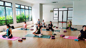 Perl Jade Yoga  瑜伽班